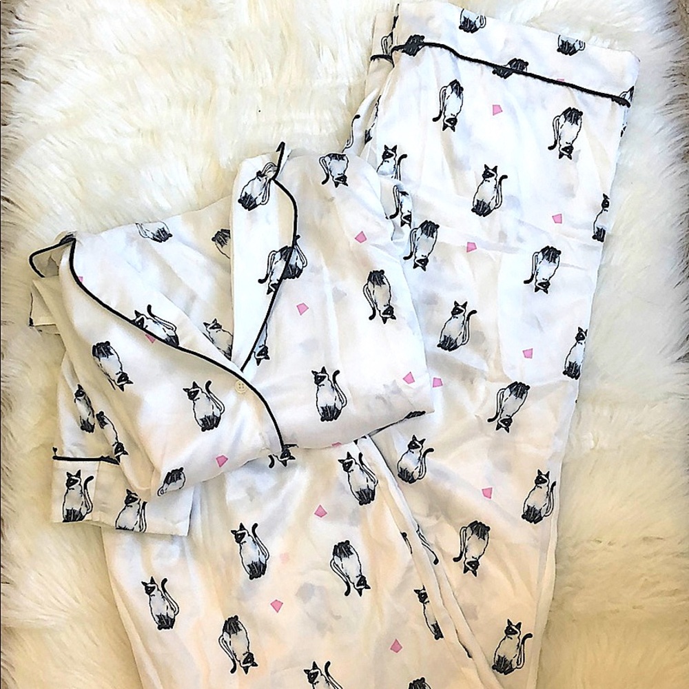 White Silk/Satin Cat Love Pajamas Set